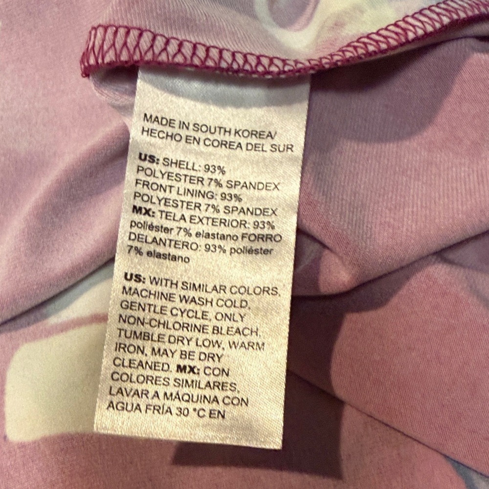 Chico's Fuchsia Floral Print Flutter-Sleeve Blouse Size 2 - Picture 5 of 6